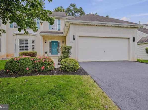 36 Palo Ln, Newark, DE 19702