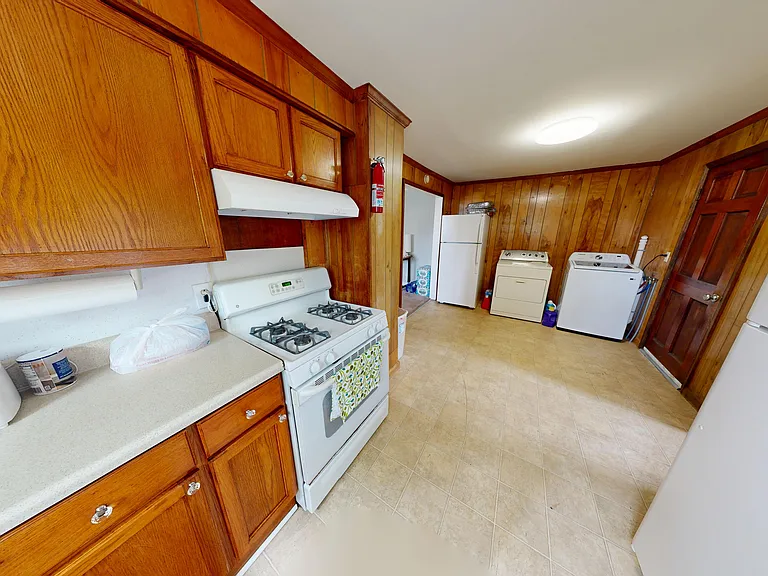 8066 Caratoke Hwy — Photo 11