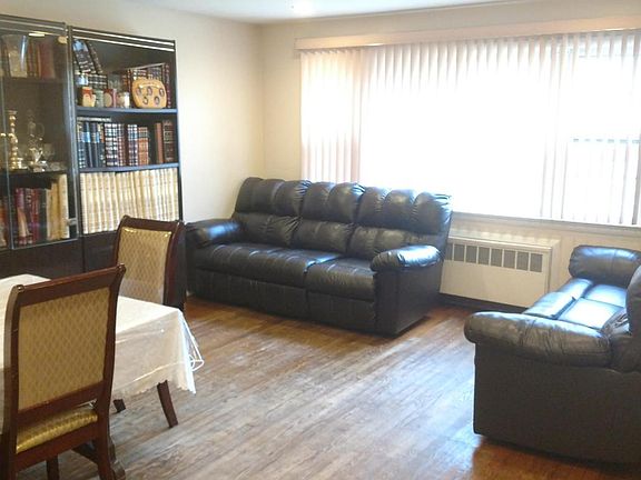 4th image of 560 Caranetta Dr