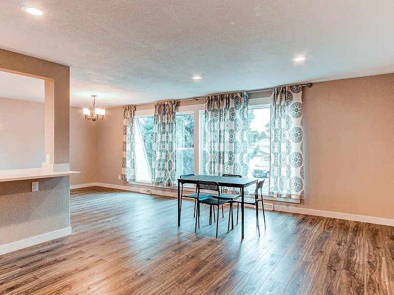 Dinning/Living Room