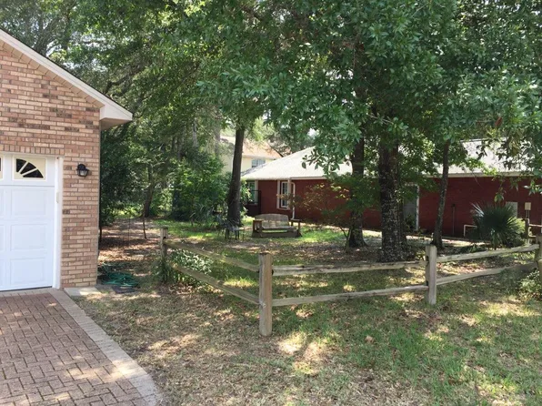 955 Holbrook Cir, Fort Walton Beach, FL 32547