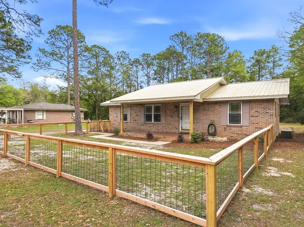 1934 County Highway 3280, Freeport, FL 32439