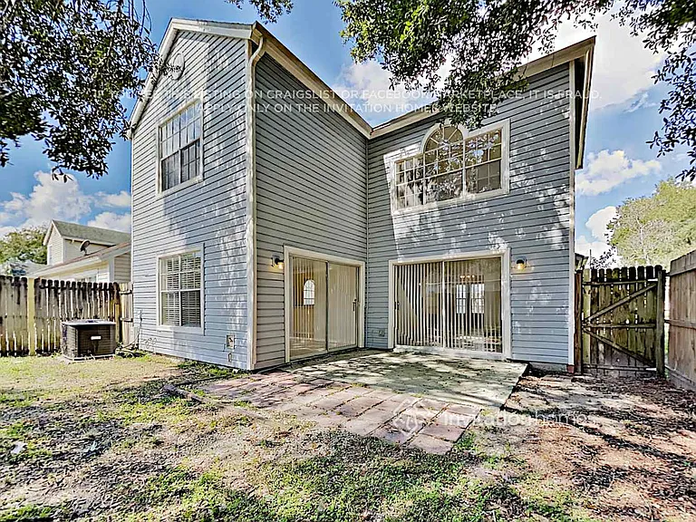 1603 Chatham Cir — Photo 17