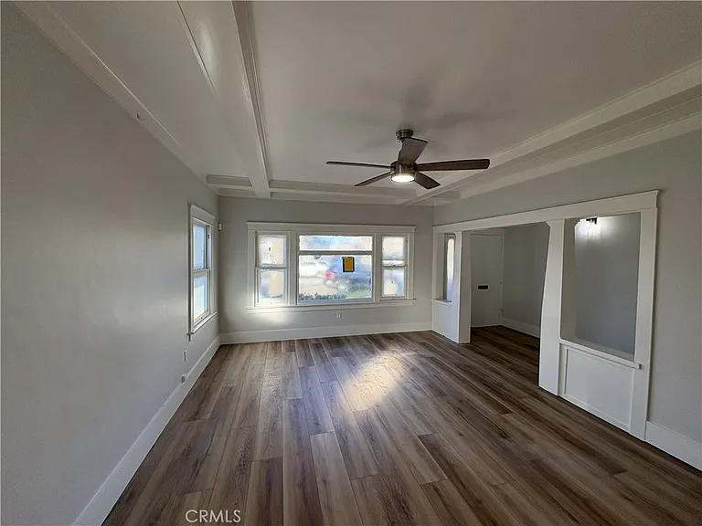 275 N Orange St — Photo 2