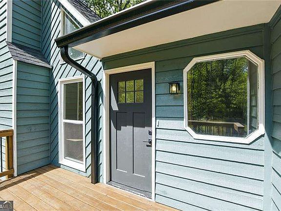 3rd image of 3375 Spinnaker Way