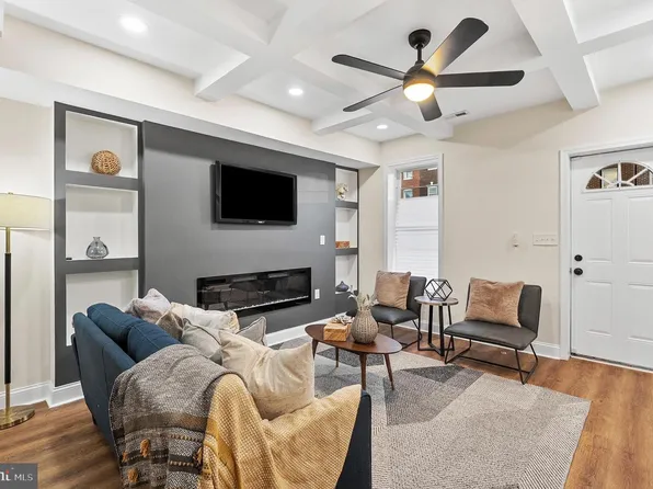 323 S Stricker St, Baltimore, MD 21223