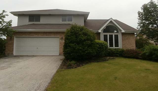 1st image of 702 Wellington Pkwy