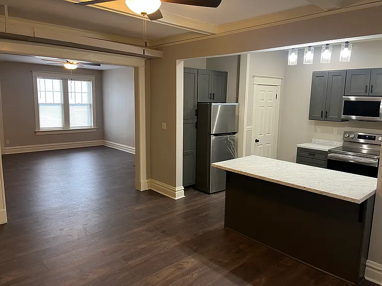 5861 Washington Blvd #2E — Photo 3