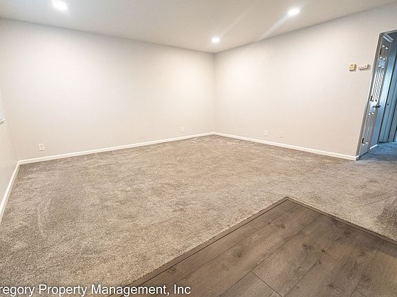 2nd image of 1817 Central Ave APT 215