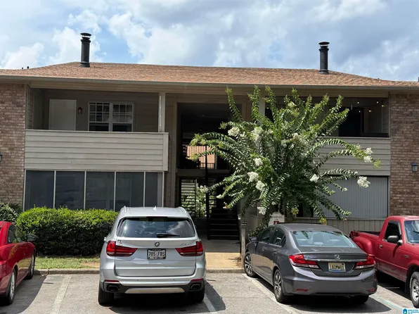 1310 Patton Creek Dr Unit 1310, Birmingham, AL 35226