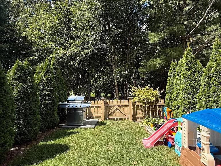 10 Devon Ct — Photo 47