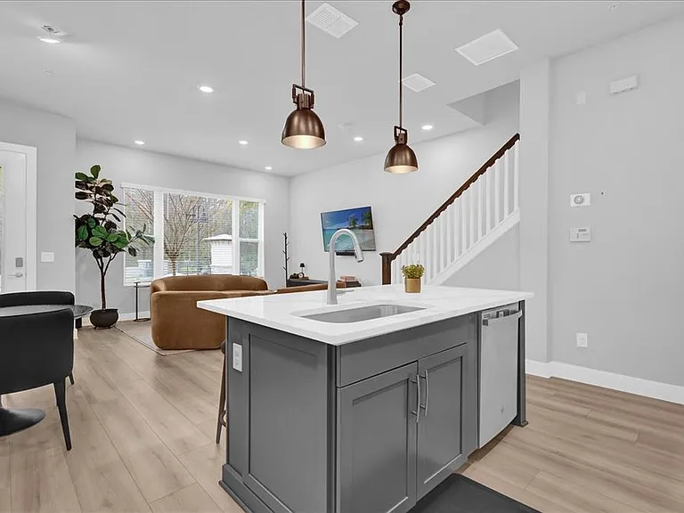 1341 Saltgrass Ct — Photo 14