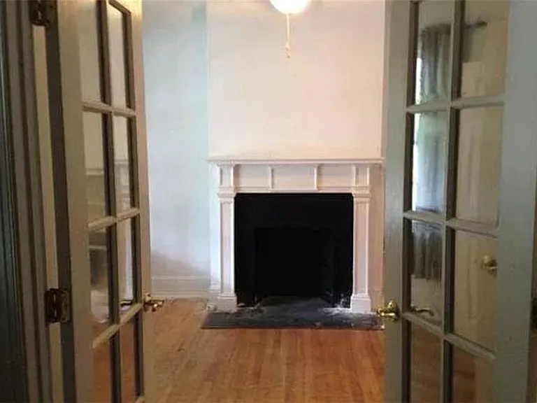 1115 W Grace St — Photo 8