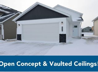 6430 82nd Ave S, Horace, ND 58047