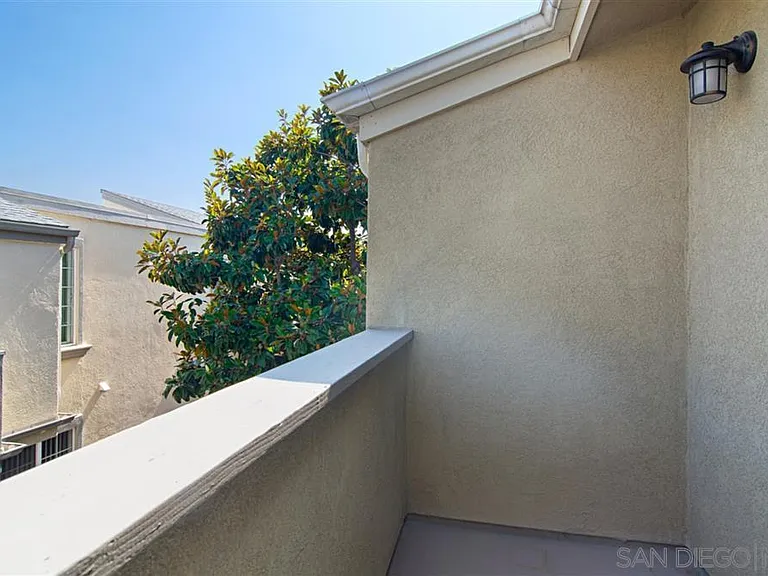 5404 Balboa Arms Dr #460 — Photo 12