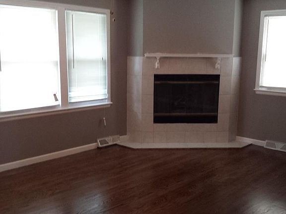 4th image of 8715 Stark Ave