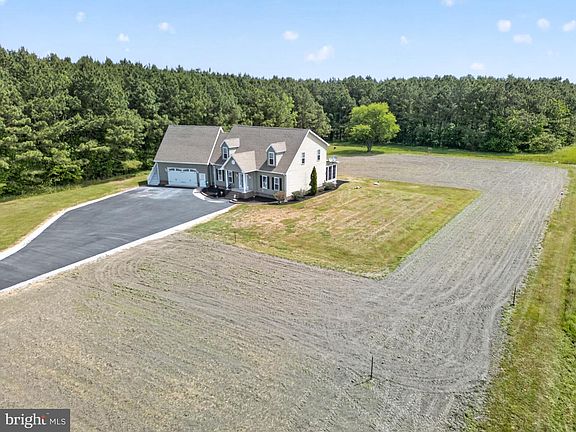 3rd image of 2435 Payne Rd