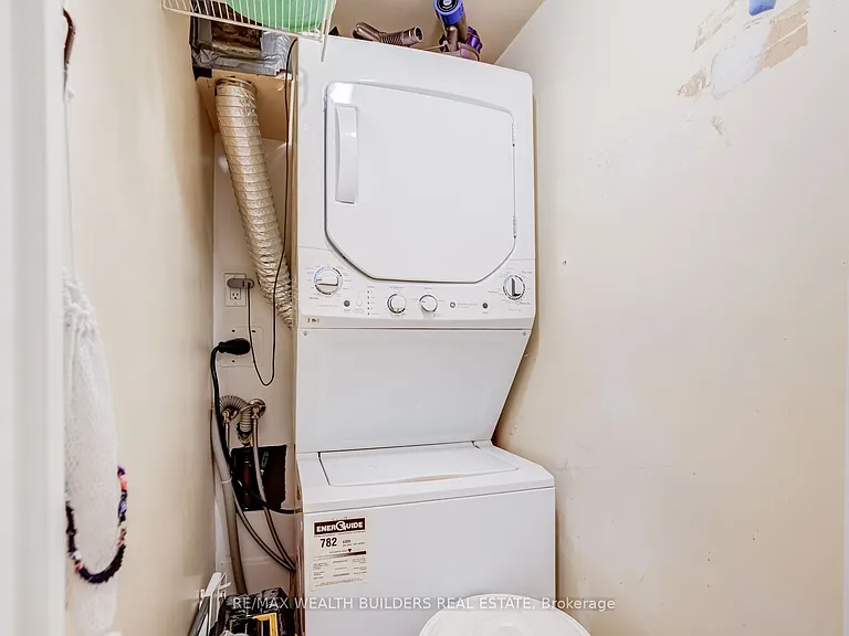 633 Bay St #803 — Photo 35
