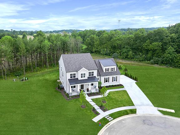 2nd image of 10451 Red Fir Ct