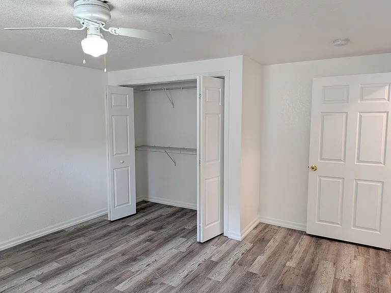 5548 Steffens Ave — Photo 11