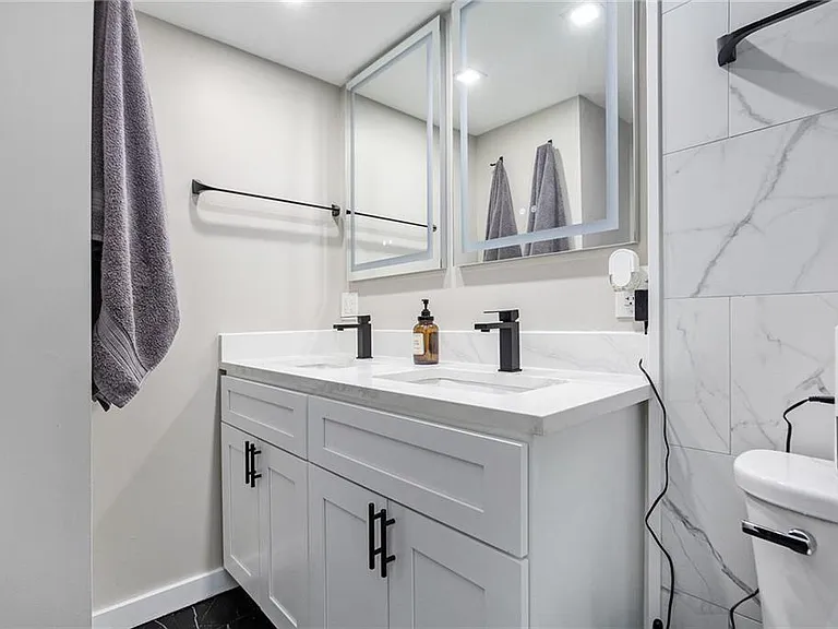 1280 W Peachtree St NW #1402 — Photo 11