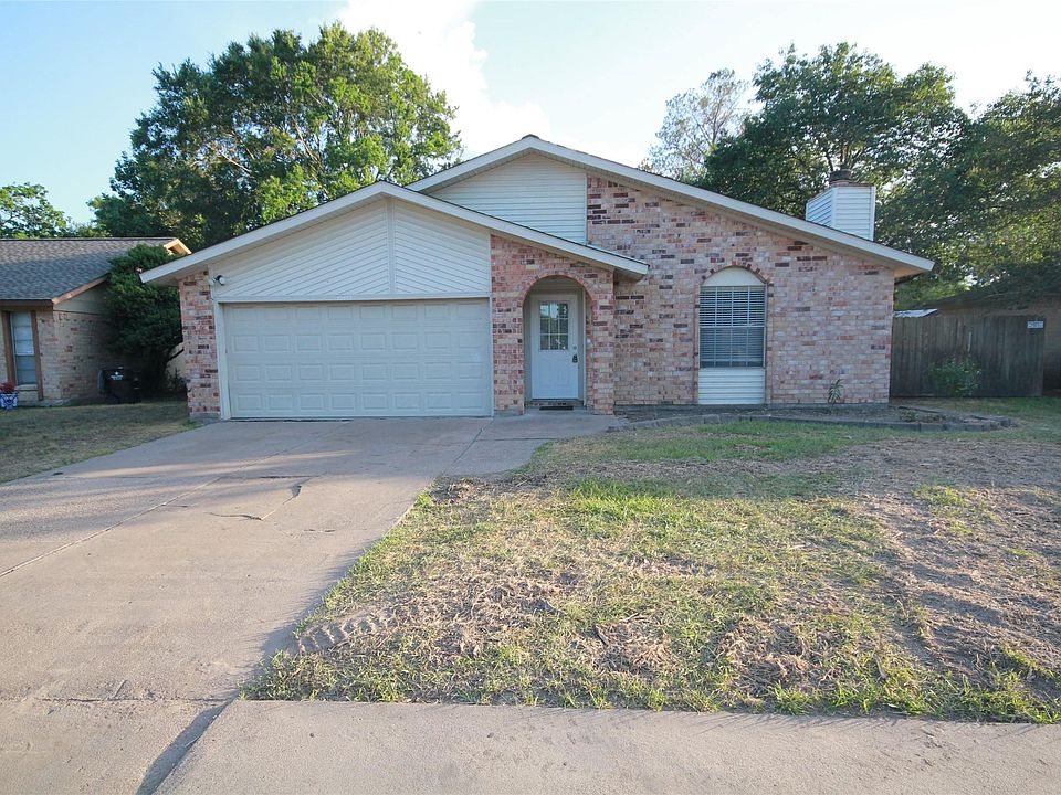 1st image of 22623 Smokey Hill Dr
