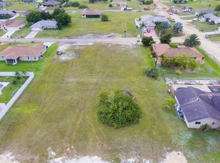 308 NE 7th Ter, Cape Coral, FL 33909