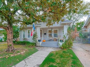 1027 W Gardner St, Houston, TX 77009