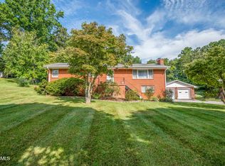 717 Oliver Rd, Knoxville, TN 37920