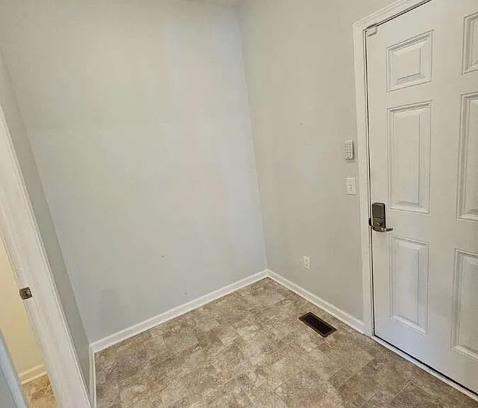 24778 Kabarda Dr — Photo 15