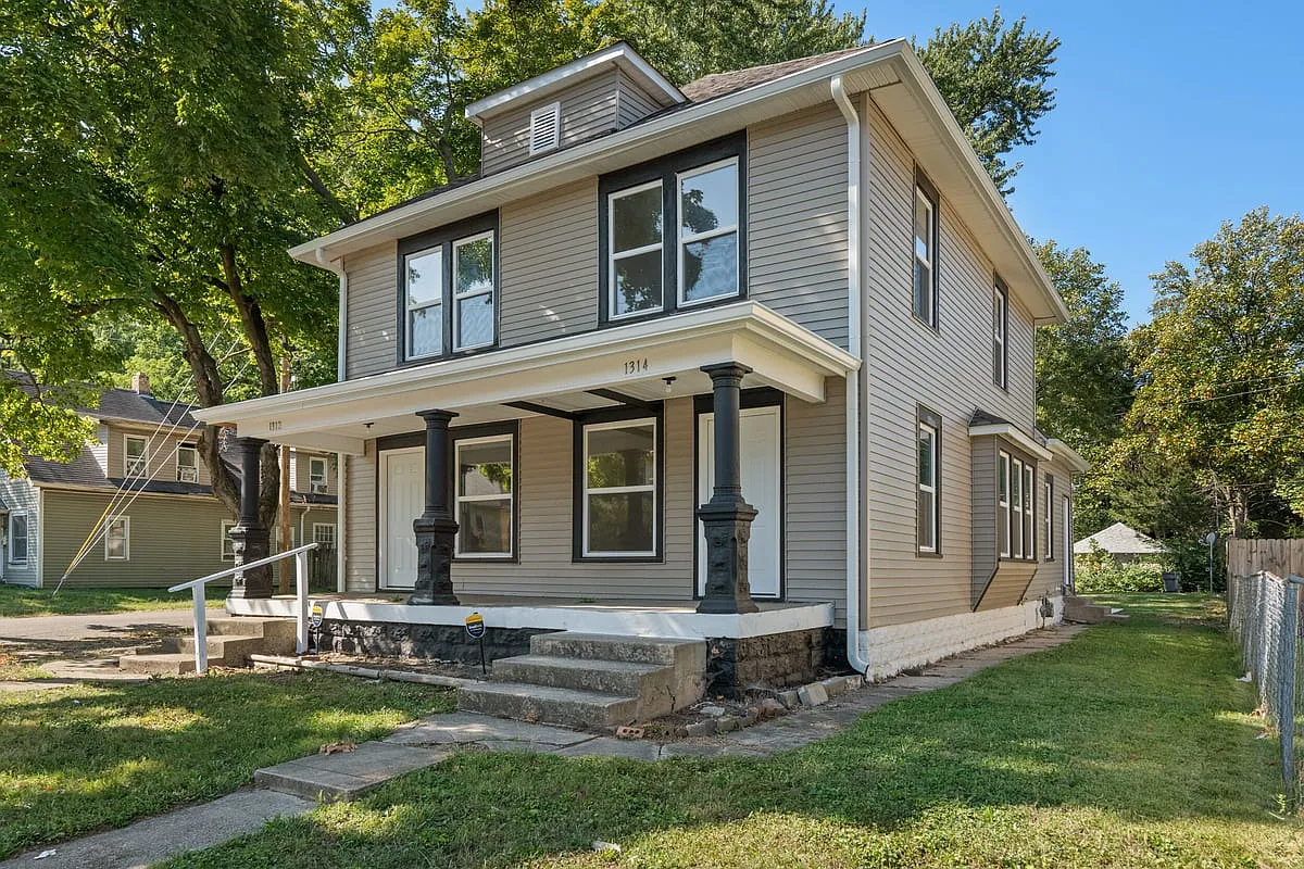 1314 North Dearborn Street — Photo 2
