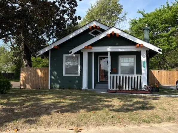 1303 Riverside Ave, Clarksdale, MS 38614