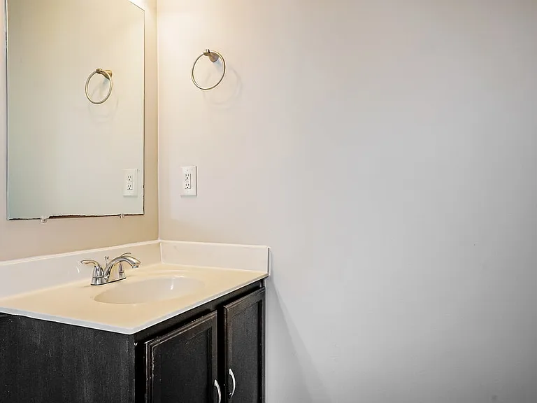 535 Kerriann Ln — Photo 15