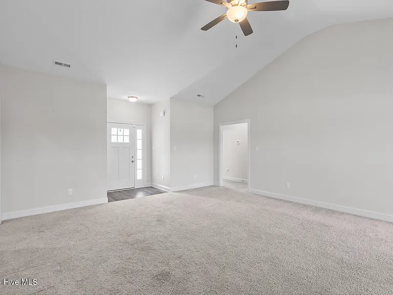 540 Appalachian Trl N — Photo 3