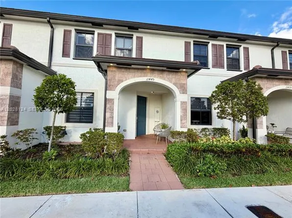 11445 W 33rd Ln, Hialeah, FL 33018