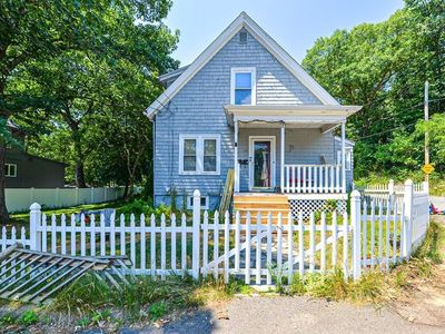 126 Winnepurkit Ave, Lynn, MA, 01905
