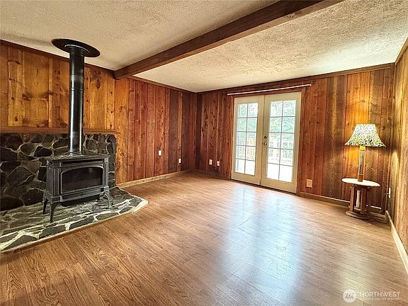 4th image of 187 Wildcat Road