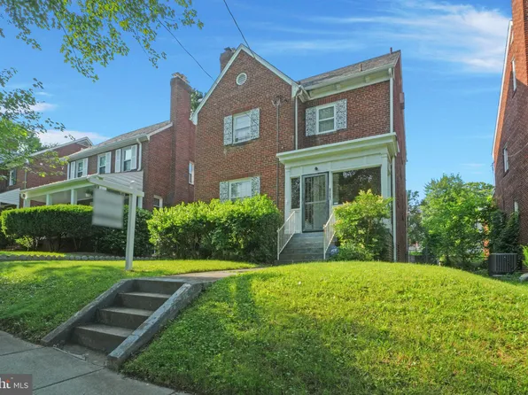 1507 Underwood St NW, Washington, DC 20012
