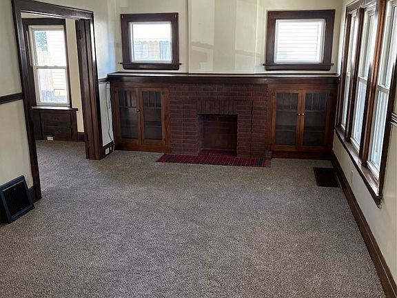 5th image of 741 Iona Ave