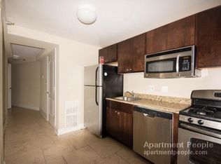 1008 W Waveland Ave #GDN, Chicago, IL 60613