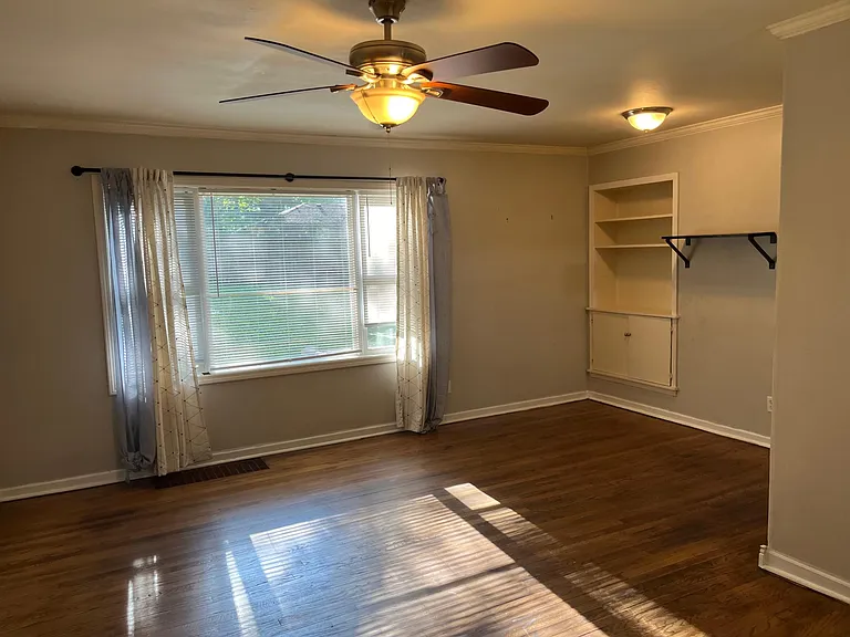 Large Living room with hardwoods throughout!