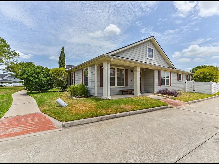 19403 Wann Park Dr — Photo 24