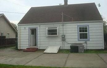 2nd image of 1731 W Bristol Ave