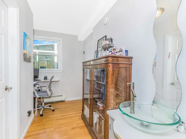 4601 Henry Hudson Parkway West image 14 of 18