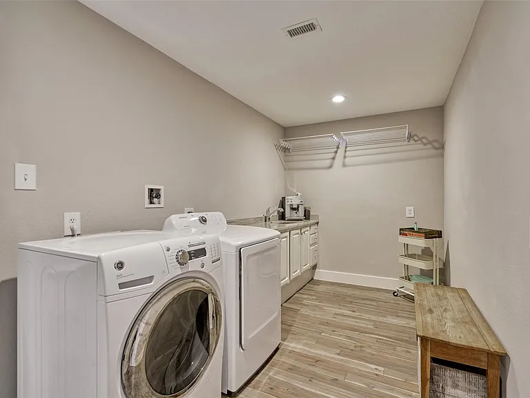 38 E Gaslight Pl — Photo 25