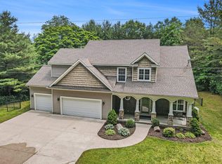 7049 3rd St, Mattawan, MI 49071