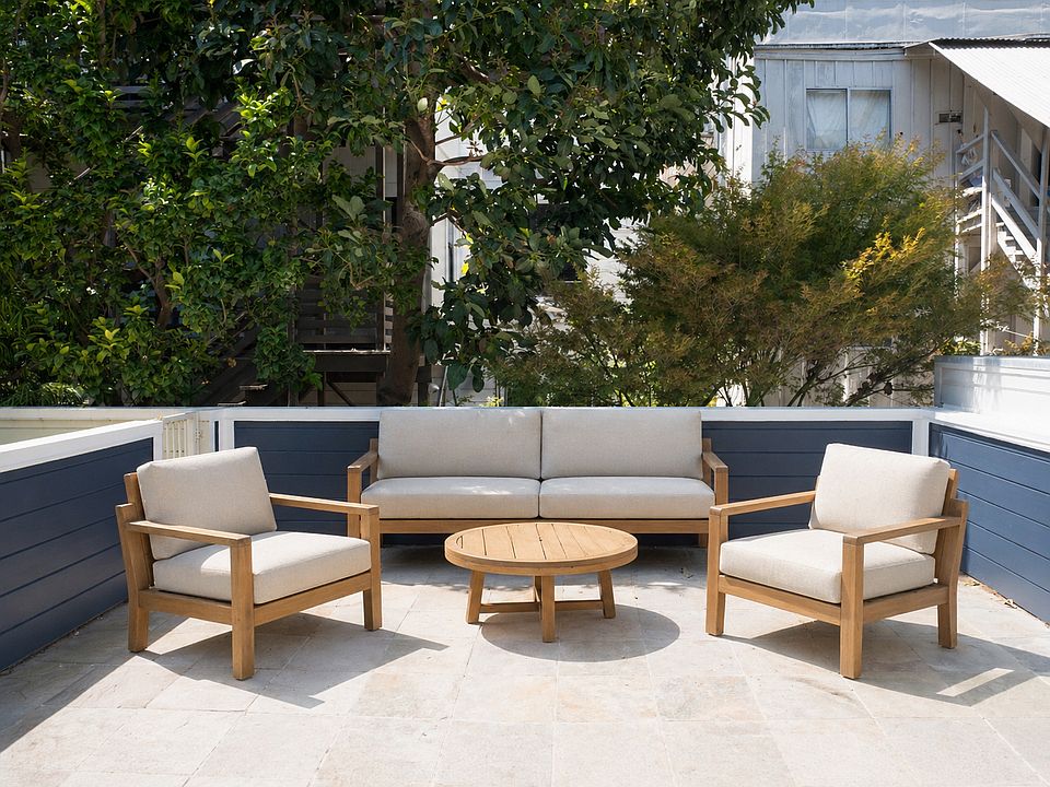 Outdoor patio