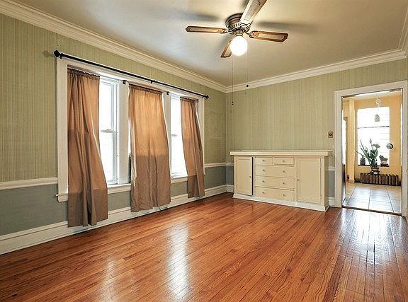 4th image of 4921 N Francisco Ave