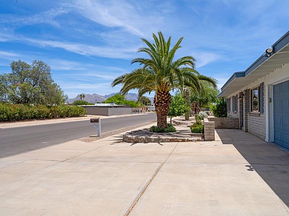 3rd image of 3017 W Shumaker Dr