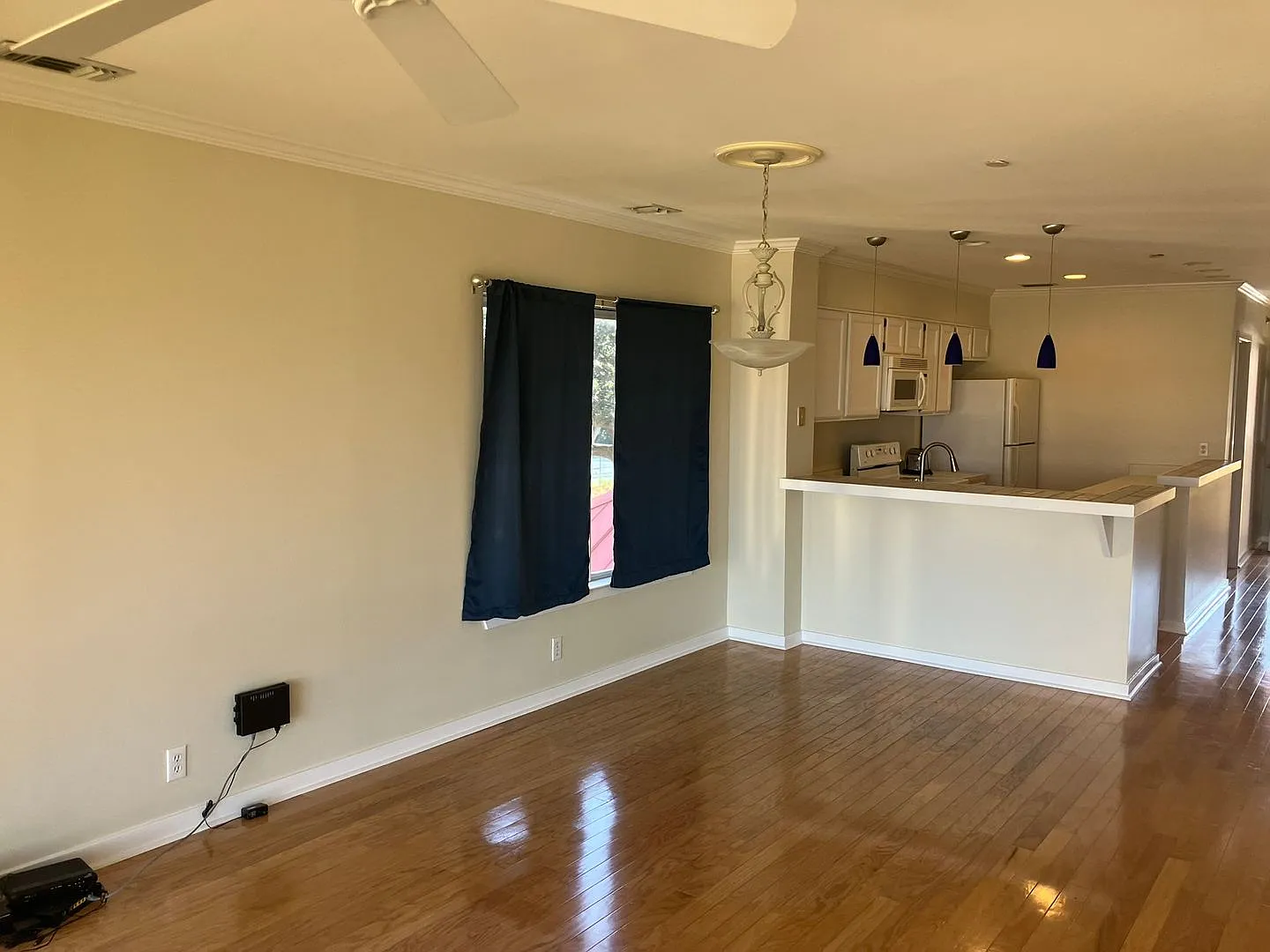 3 Bedroom / 3 Bathroom at Newport Villas — Photo 3